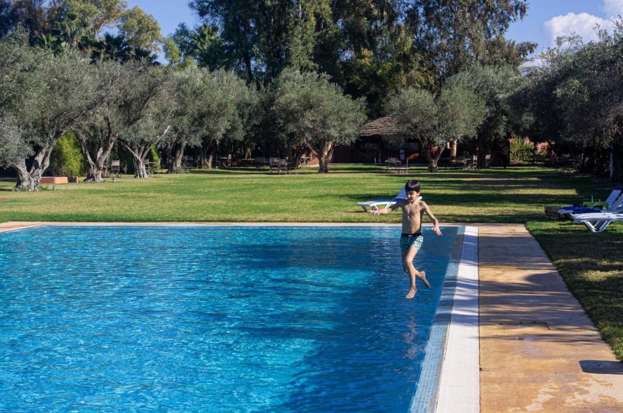 Oasis Lodges El Makina Bagian luar foto