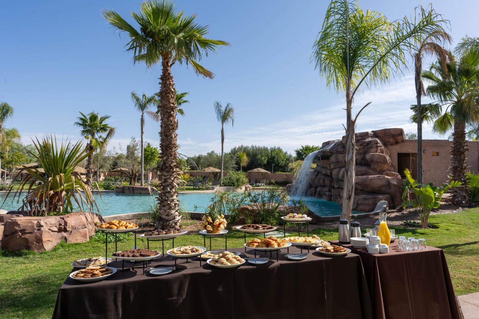 Oasis Lodges El Makina Bagian luar foto